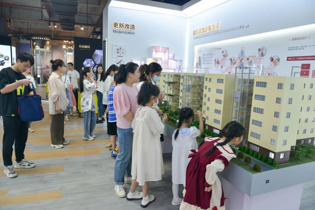 童心飛揚(yáng) 歡樂巨人——巨人集團(tuán)迎六一親子活動(dòng)