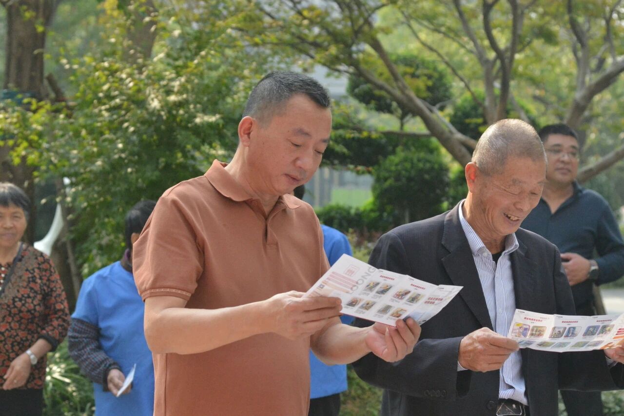文明乘梯進小區，美好生活共守護——巨龍電梯安全知識科普及應急演練活動