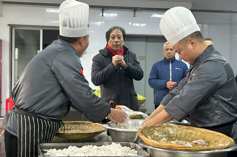 祥蛇映春暉 新歲啟新程——巨人工業園喜迎開工 祥蛇映春暉 新歲啟新程——巨人工業園喜迎開工
