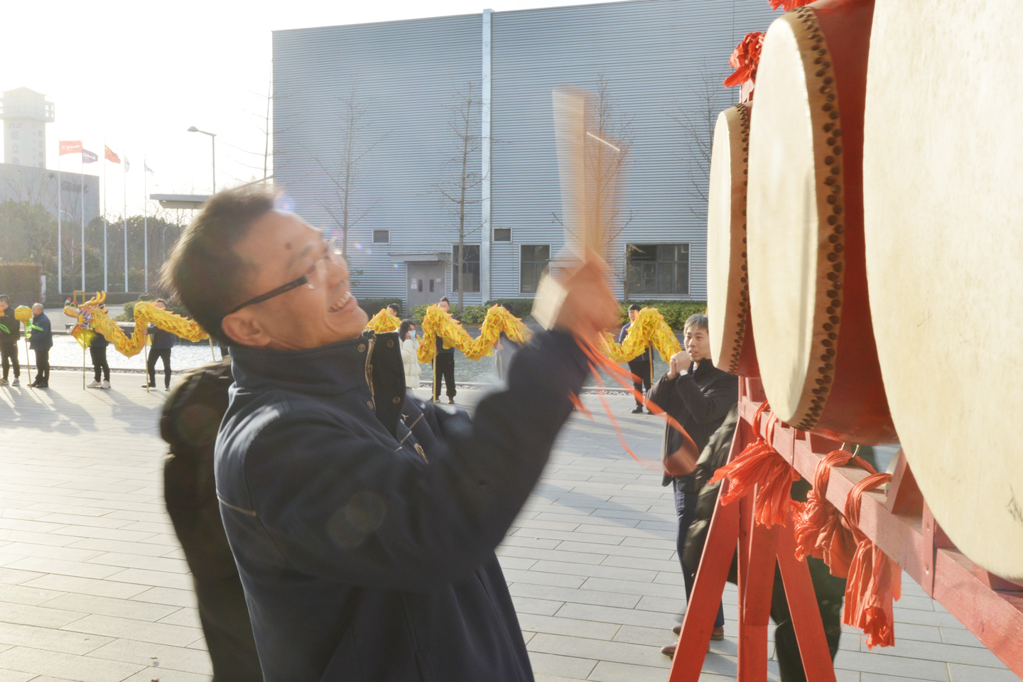 祥蛇映春暉 新歲啟新程——巨人工業園喜迎開工 祥蛇映春暉 新歲啟新程——巨人工業園喜迎開工
